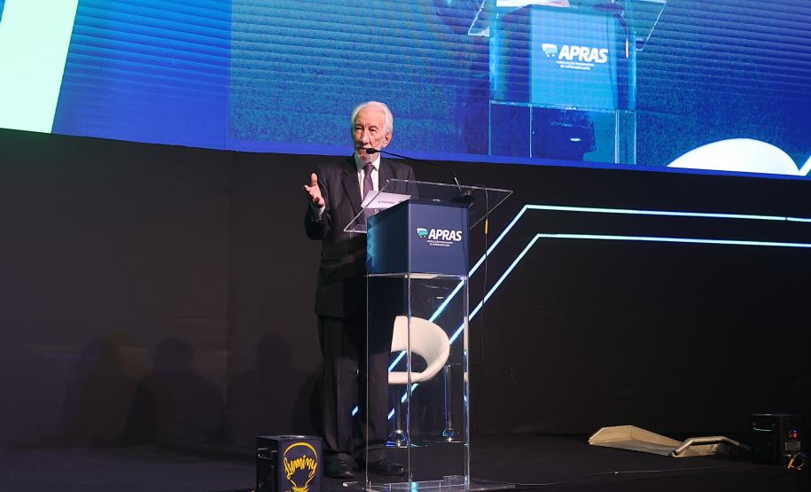 Piana destaca força da ExpoApras para expansão dos supermercados paranaenses