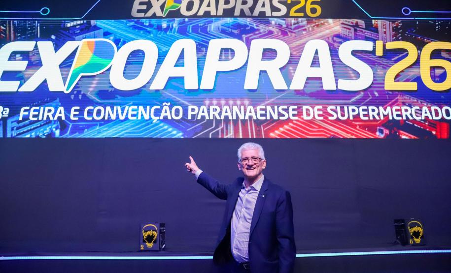 Piana destaca força da ExpoApras para expansão dos supermercados paranaenses