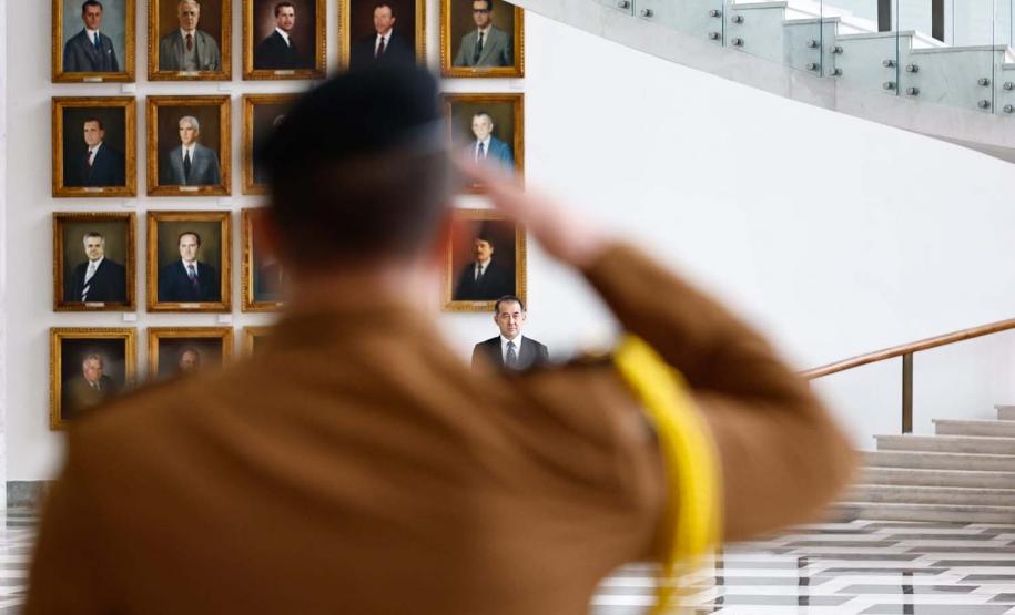 Ratinho Junior recebe embaixador do Japão em primeira visita ao Paraná