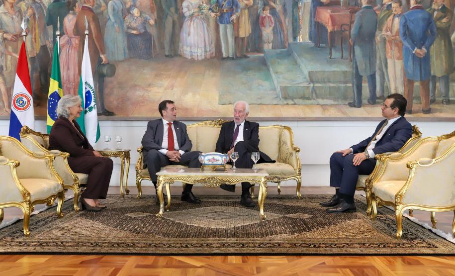 Darci Piana recebe embaixador do Paraguai e fortalece interação bilateral