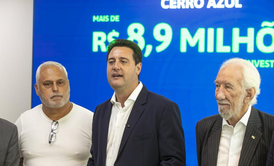 Ratinho Junior libera R$ 324 milhões para obras em nove municípios paranaenses