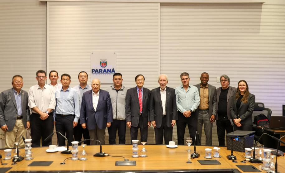 Darci Piana e comitiva chinesa discutem cooperações e novos investimentos