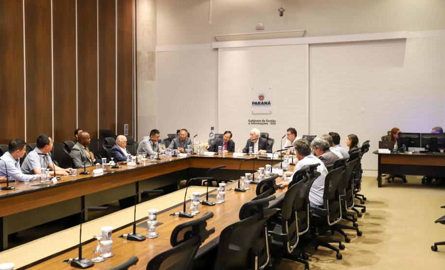 Darci Piana e comitiva chinesa discutem cooperações e novos investimentos