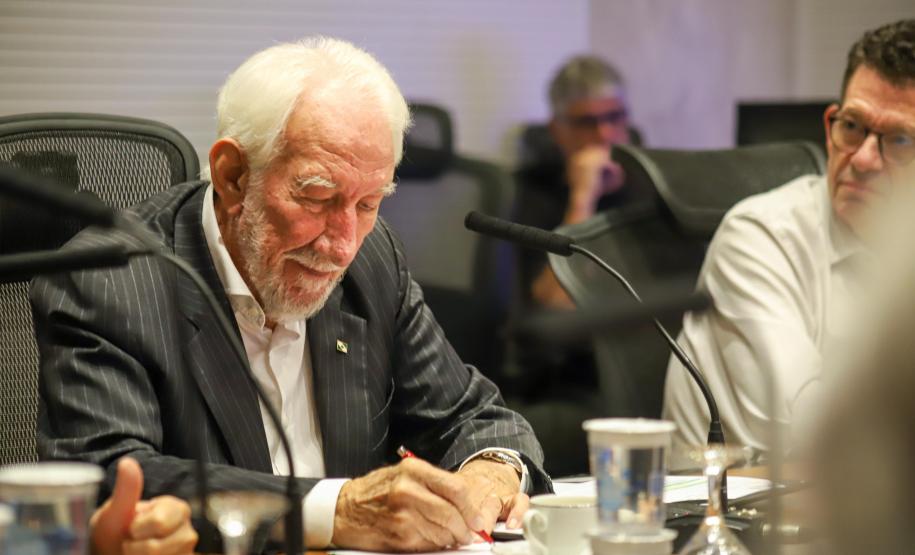 Darci Piana e comitiva chinesa discutem cooperações e novos investimentos