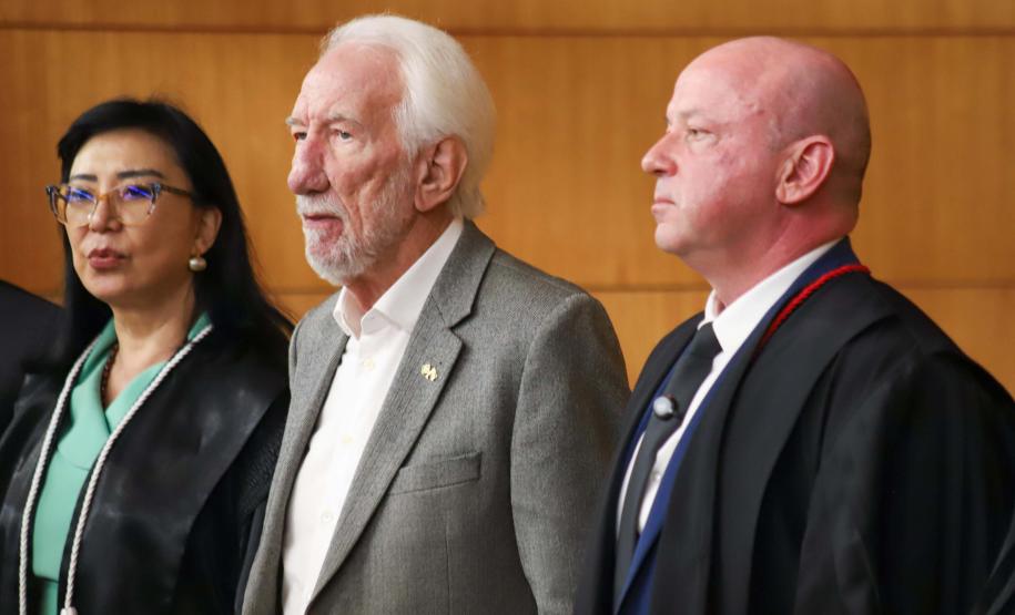 Piana participa da recondução de Francisco Zanicotti ao cargo de procurador-geral de Justiça