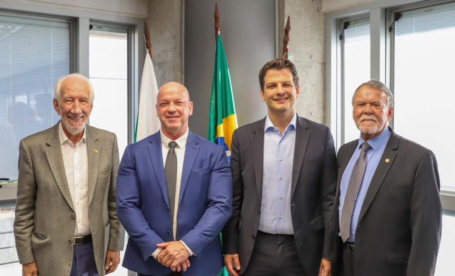 Piana participa da recondução de Francisco Zanicotti ao cargo de procurador-geral de Justiça