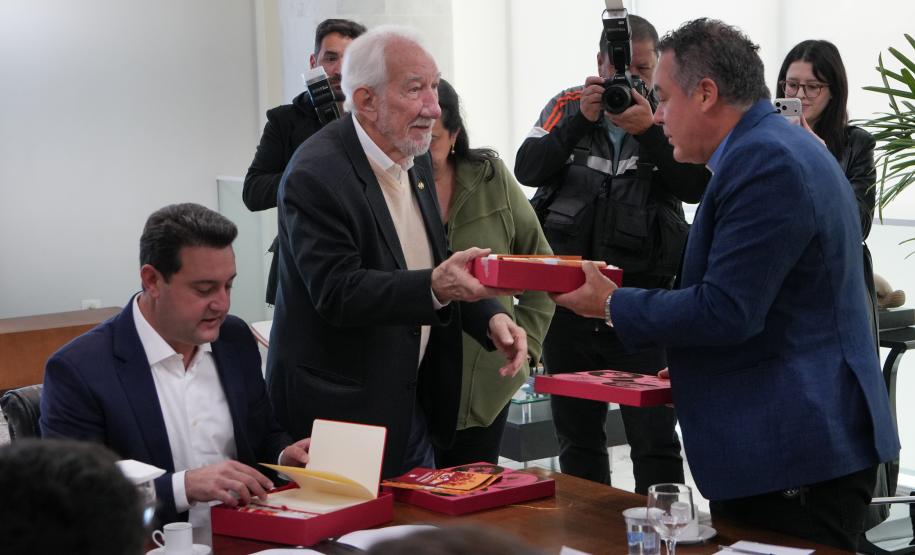 Ratinho Junior reforça apoio ao Corpus Christi de Curitiba, um dos maiores do mundo