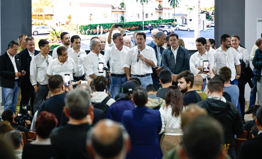 Governador autoriza 964 moradias e R$ 242 milhões em investimentos para Cascavel