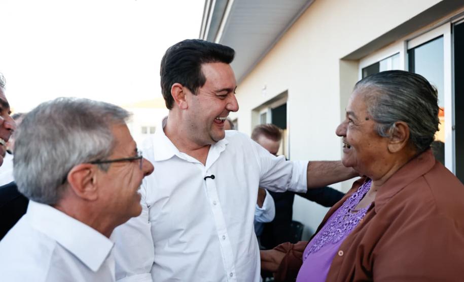 Governador destaca atendimento à terceira idade em visita ao Condomínio do Idoso de Cascavel