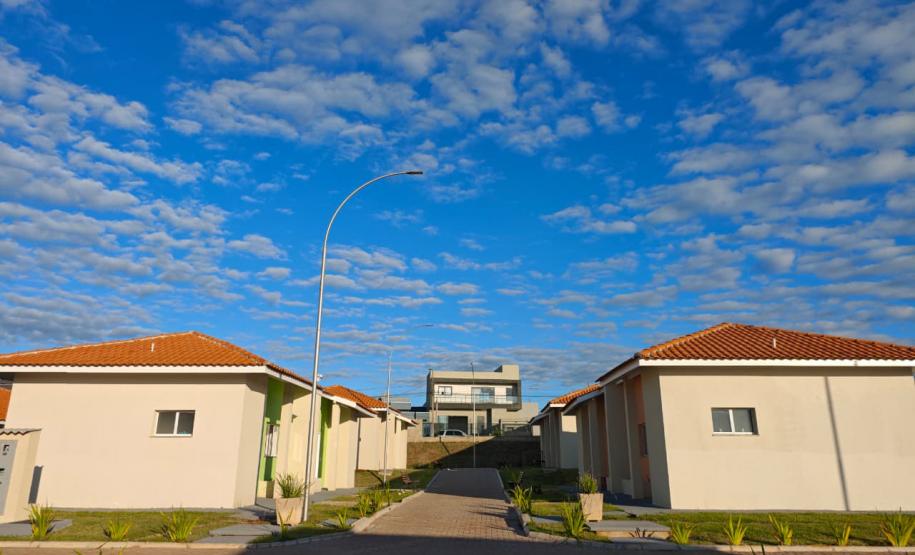 Governador destaca atendimento à terceira idade em visita ao Condomínio do Idoso de Cascavel