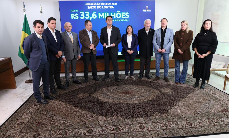 Governador Ratinho Junior confirma mais R$ 385,3 milhões em obras para 11 municípios