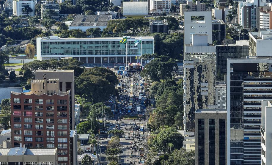 Governador participa do centenário da Arquidiocese de Curitiba e da celebração de Corpus Christi