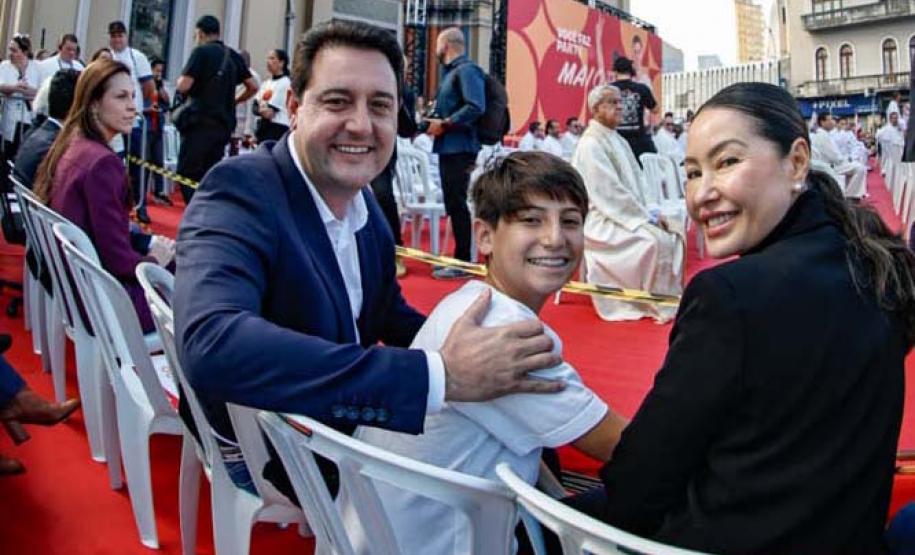 Governador participa do centenário da Arquidiocese de Curitiba e da celebração de Corpus Christi