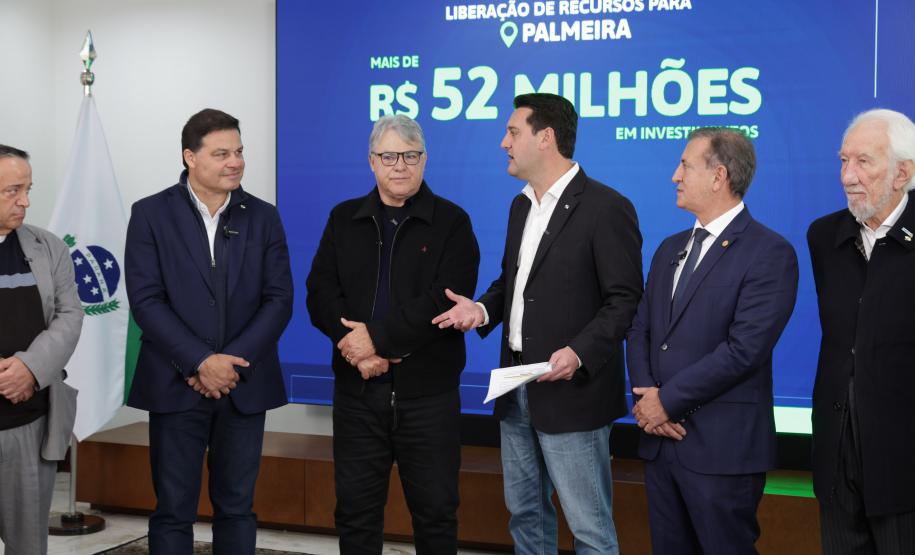 Governador confirma mais R$ 433,4 milhões para obras em 12 municípios