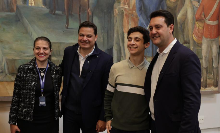 Alunos de universidades estaduais farão programa de formação em Nova York
