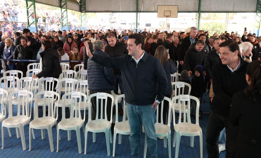 Governador autoriza início das obras de pavimentação da Estrada do Socavão, em Castro