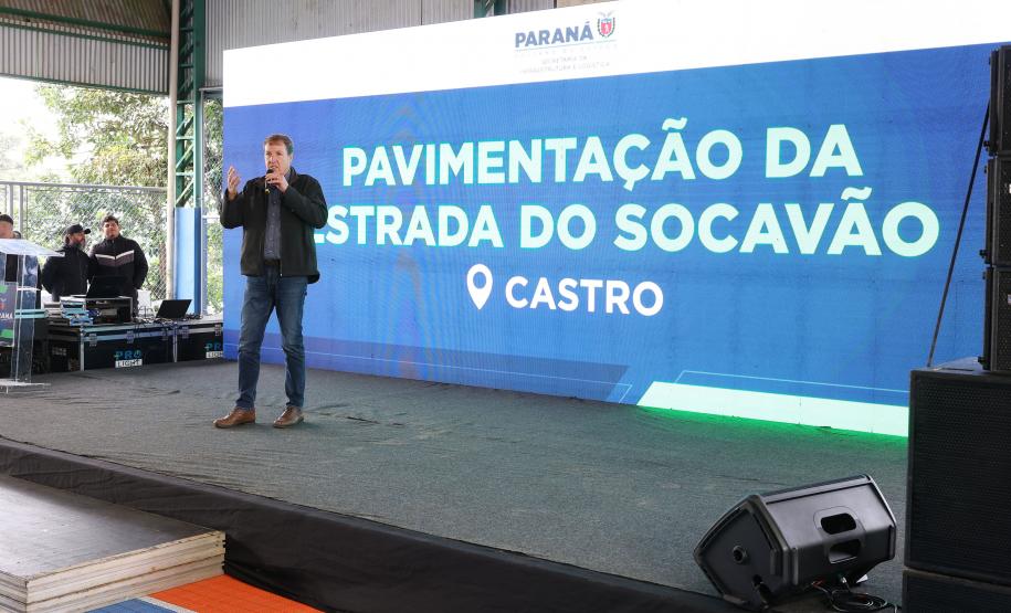 Governador autoriza início das obras de pavimentação da Estrada do Socavão, em Castro