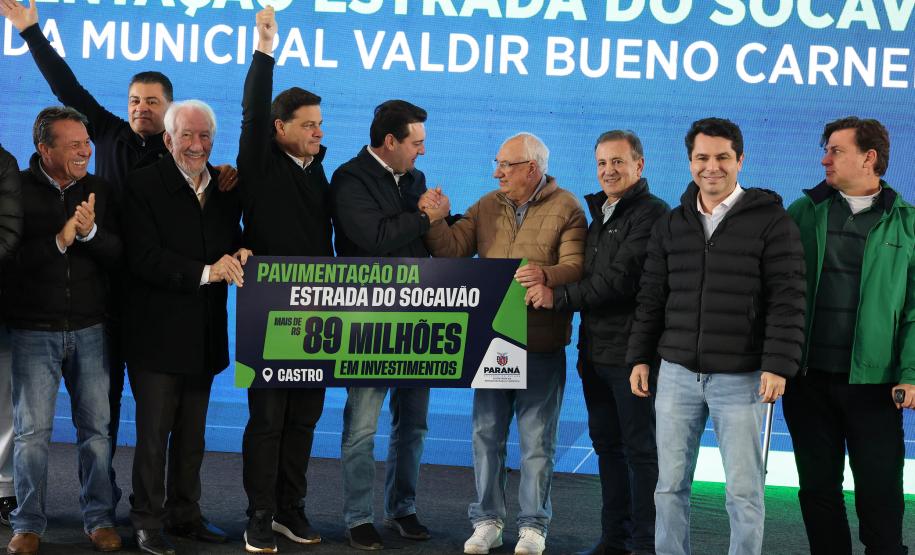 Governador autoriza início das obras de pavimentação da Estrada do Socavão, em Castro