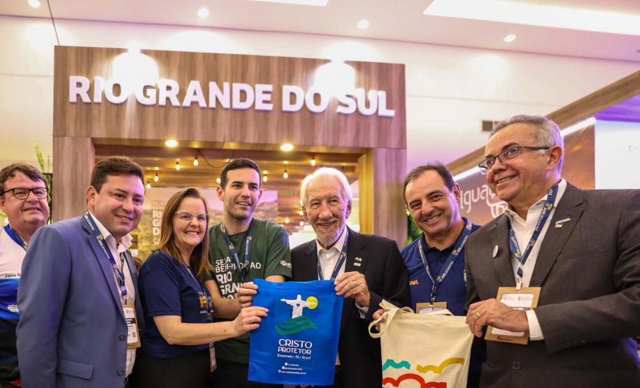 Estado divulga destinos, gastronomia e serviços turísticos no FITCataratas