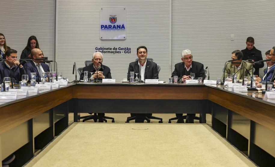 Governador anuncia parceria de R$ 192 milhões com a Vivo para ampliar cobertura de telefonia e internet