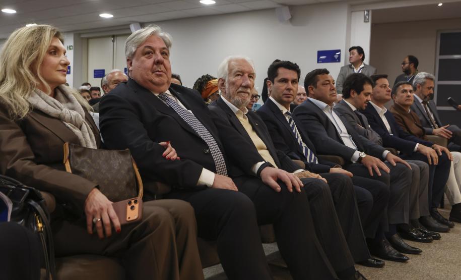 Piana participa de homenagens à Associação Comercial do Paraná e à educação adventista