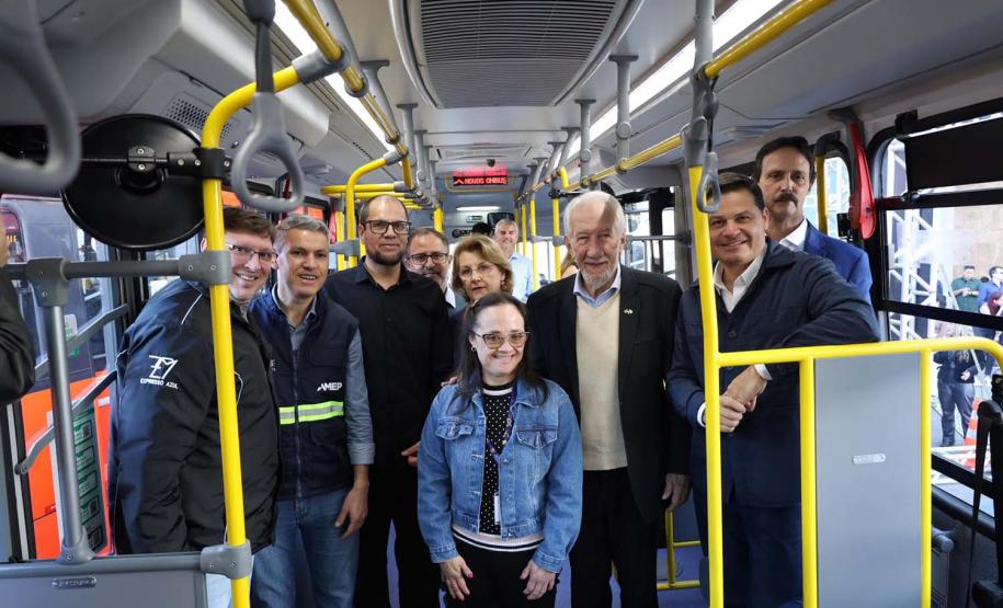 23 metros e quase 200 lugares: Paraná ganha primeiros ônibus superarticulados