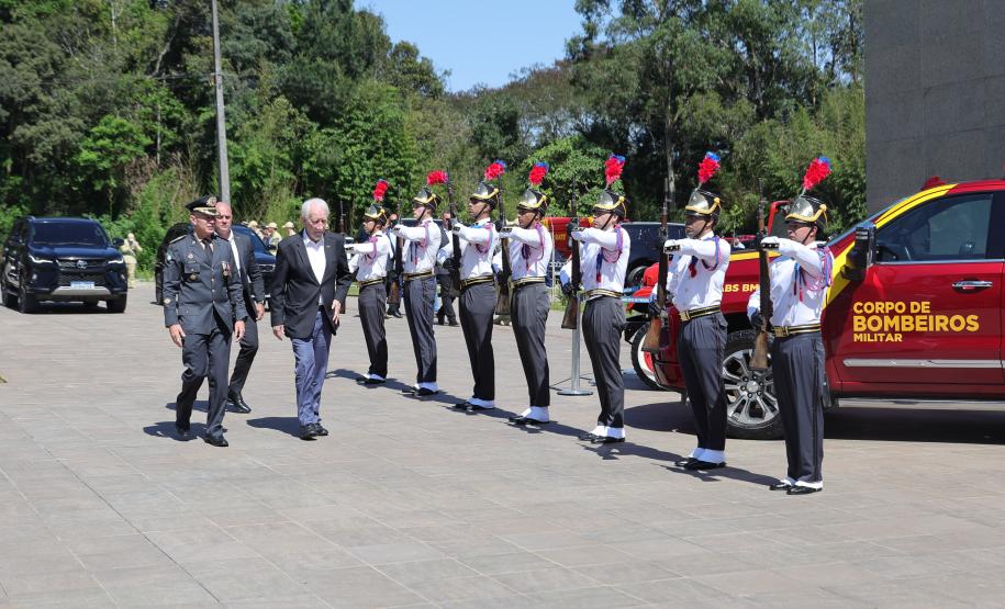 Corpo de Bombeiros Militar do Paraná celebra 114 anos em solenidade comemorativa