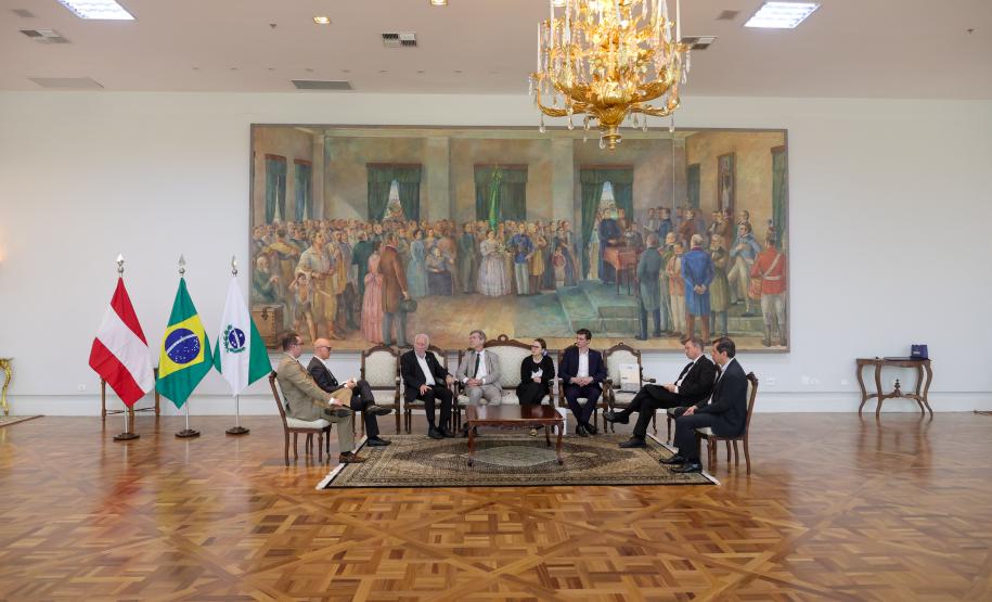Vice-governador recebe embaixador da Áustria em busca de novas cooperações para o Paraná