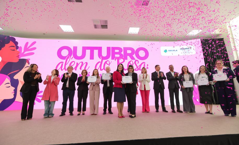 Estado lança Paraná Cuida Delas para resgatar autoestima de mulheres em tratamento de câncer