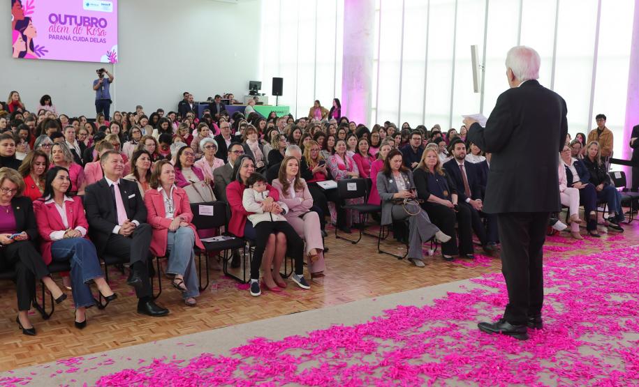 Estado lança Paraná Cuida Delas para resgatar autoestima de mulheres em tratamento de câncer
