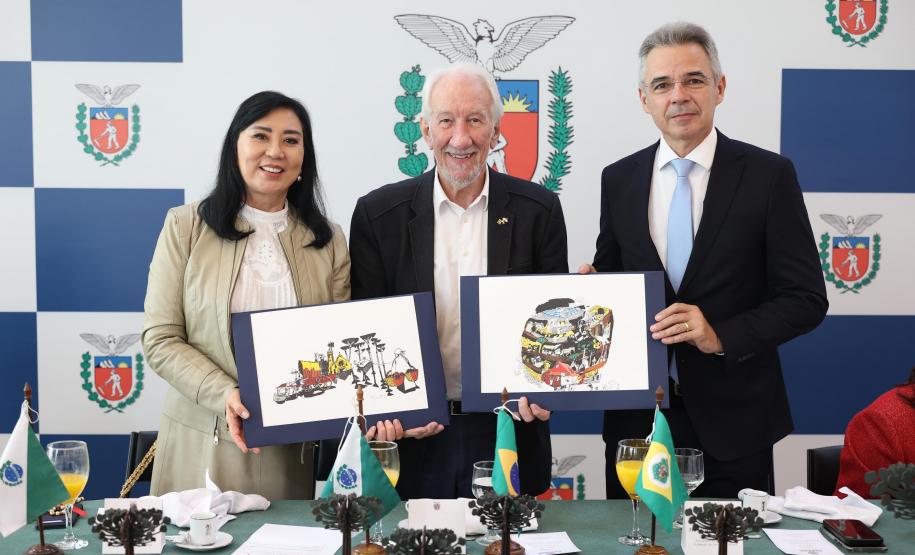 Governador em exercício recebe presidentes dos TJs de todo o Brasil no Palácio Iguaçu