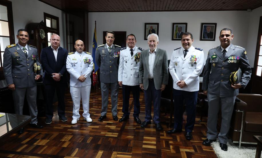 Vice-governador participa das celebrações do Dia do Aviador e dos 120 anos do voo do 14-bis