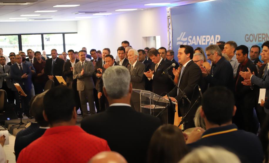 Vice-governador prestigia posse dos novos diretores da Sanepar