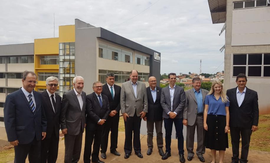 Vice-governador Darci Piana reconhece a importância da educação Vice-governador Darci Piana reconhece a importância da educação