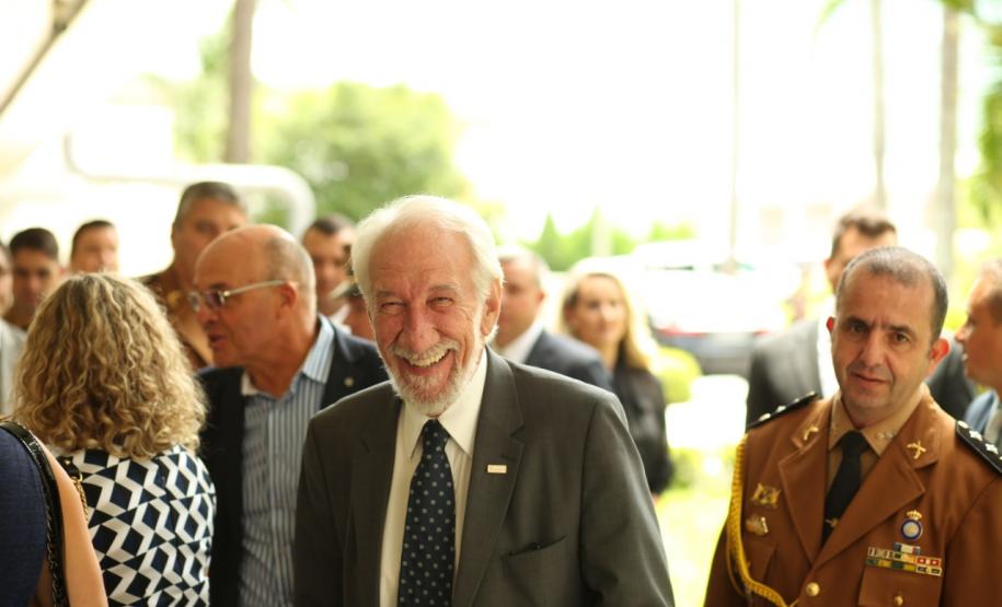 Darci Piana participa da posse dos deputados