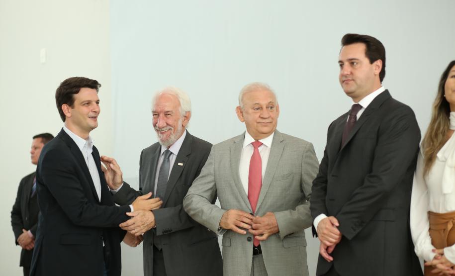 Vice-governador participa da posse de novos secretários