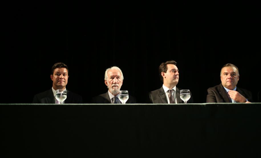 Vice-governador participa da posse de novos secretários