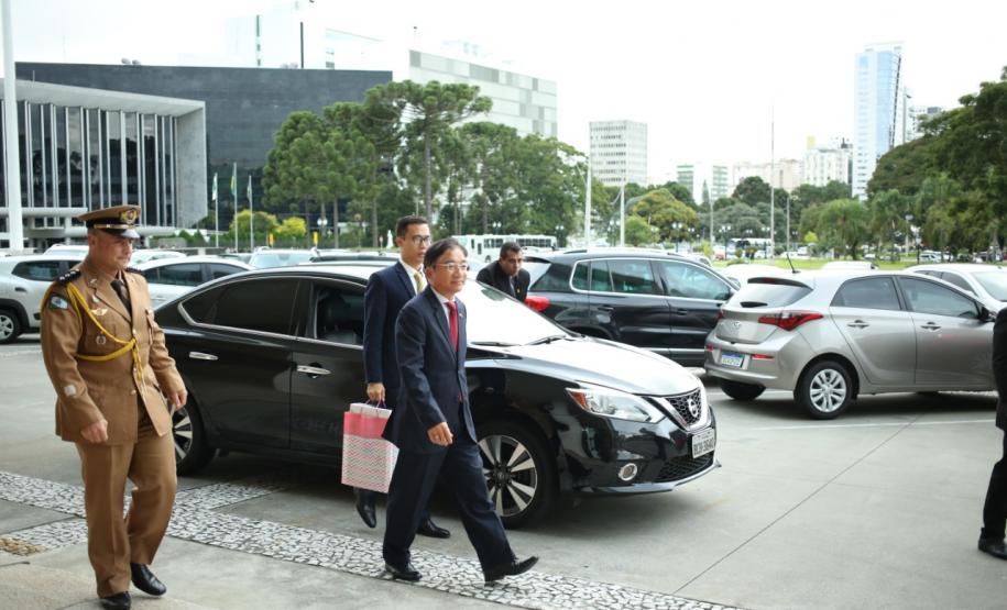 Vietnã quer estreitar laços comerciais com o Paraná