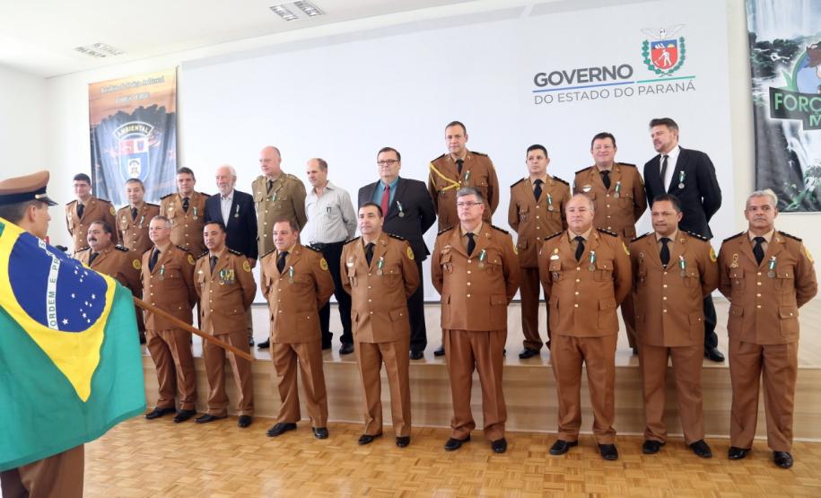 Polícia Ambiental comemora aniversário com entrega de medalhas