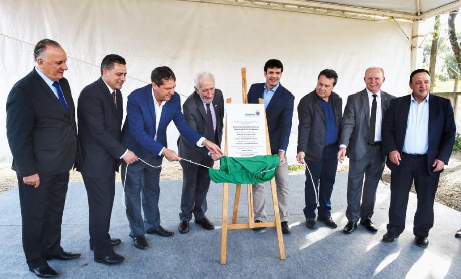 Vice-governador participa da entrega de centro do turista